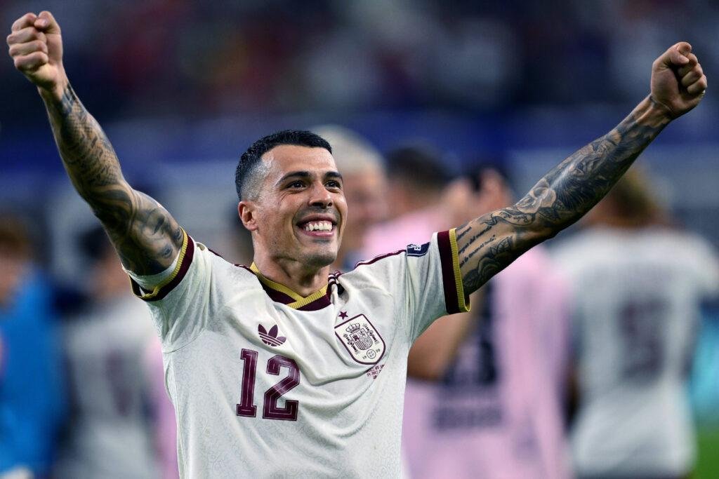 برشلونة يستهدف نجم توتنهام لتدعيم الجبهة اليمنى في الموسم المقبل