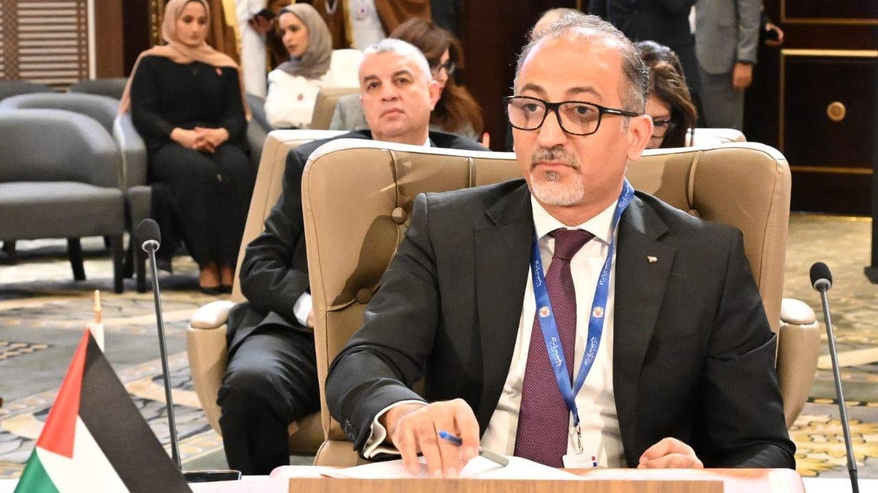 مندوب فلسطين بالجامعة العربية يطالب البرلمان العربي بملاحقة الاحتلال إقليميا ودوليا