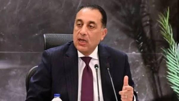 مدبولي يتفقد اجنحة معرض تراثنا بحضور عدد من الوزراء