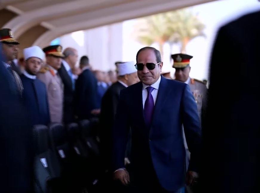 الرئيس السيسي يصل إلى مقر انعقاد حفل تخرج دفعات جديدة من الأكاديمية والكليات العسكرية