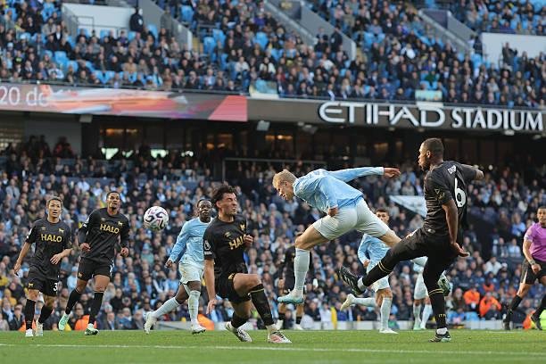 هالاند بديلًا.. ماريسكا يعلن تشكيل مانشستر سيتي أمام أيك آثينا في دوري الأبطال