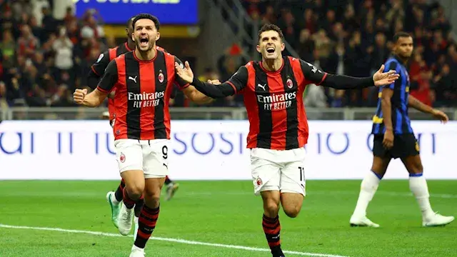 ميلان يحسم ديربي الغضب أمام إنتر بثلاثية في الدوري الإيطالي