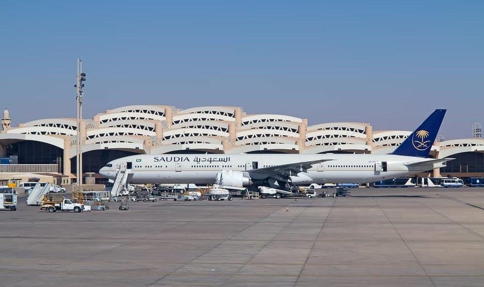 بريطانيا تنصح مواطنيها بتجنب السفر إلى جدة والدمام ومعظم مطارات السعودية