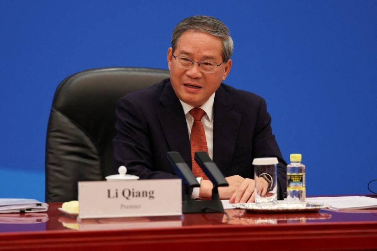 China's premier calls for stab...