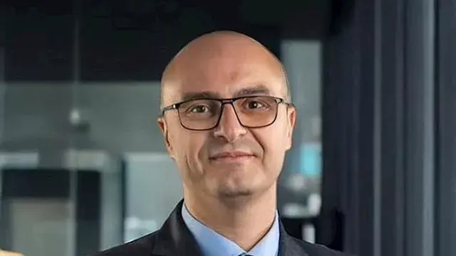 تنظيم الاتصالات: إحالة جميع ال...