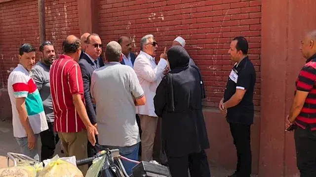 يحمل 400 رغيف.. محافظ الدقهلية...