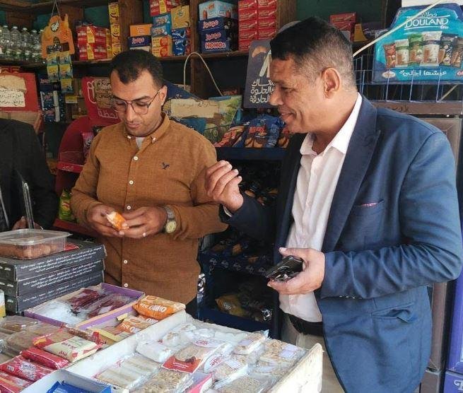 ضبط أكثر من 3 أطنان سلع غذائية وأعلاف مجهولة المصدر وغير صالحة للتداول بالمنيا