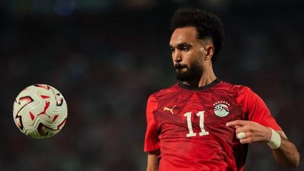 التوفيق غاب..مصطفى زيكو يعتذر للجماهير بعد تعادل مصر أمام أنجولا