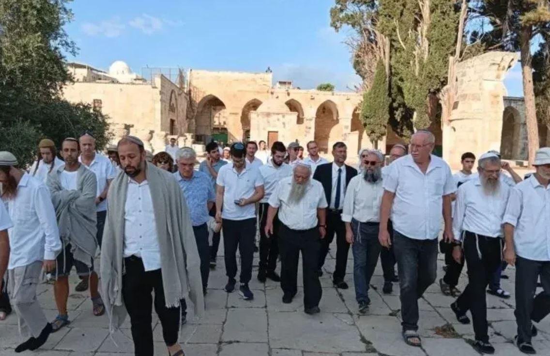 القدس.. 11409 مستوطنين اقتحموا الأقصى خلال أعياد اليهود
