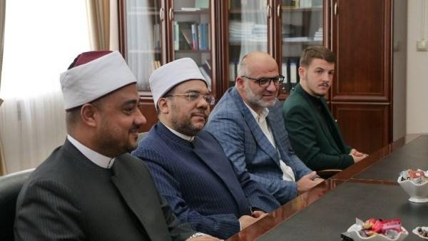أمين عام «الأعلى للشئون الإسلامية» يشارك في المنتدى الدولي للحوار بين الأديان بداغستان