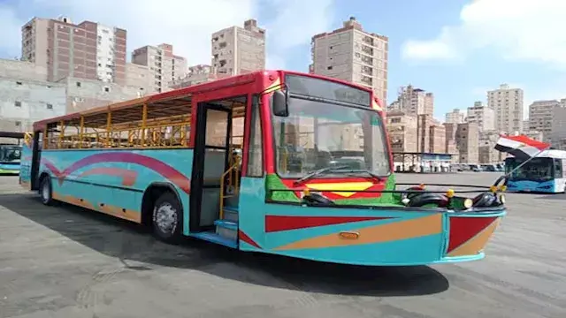 يضم 35 مقعدًا.. تحويل أتوبيس م...