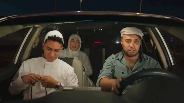 أحمد فهمي وحاتم صلاح في ظهور خاص ضمن أحداث مسلسل خمسين/خمسين