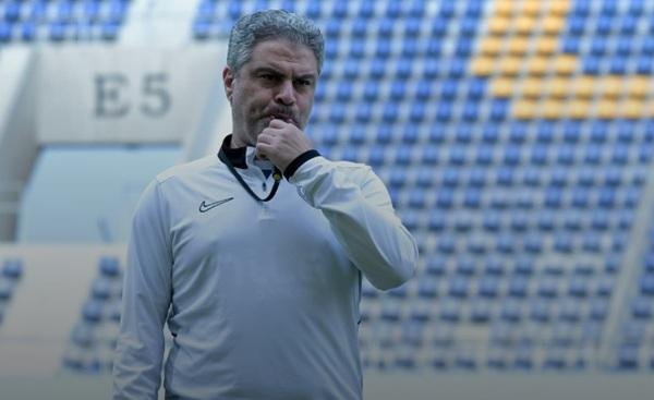 استعدادًا للأهلي.. معتمد جمال يحدد ملامح خطة الزمالك